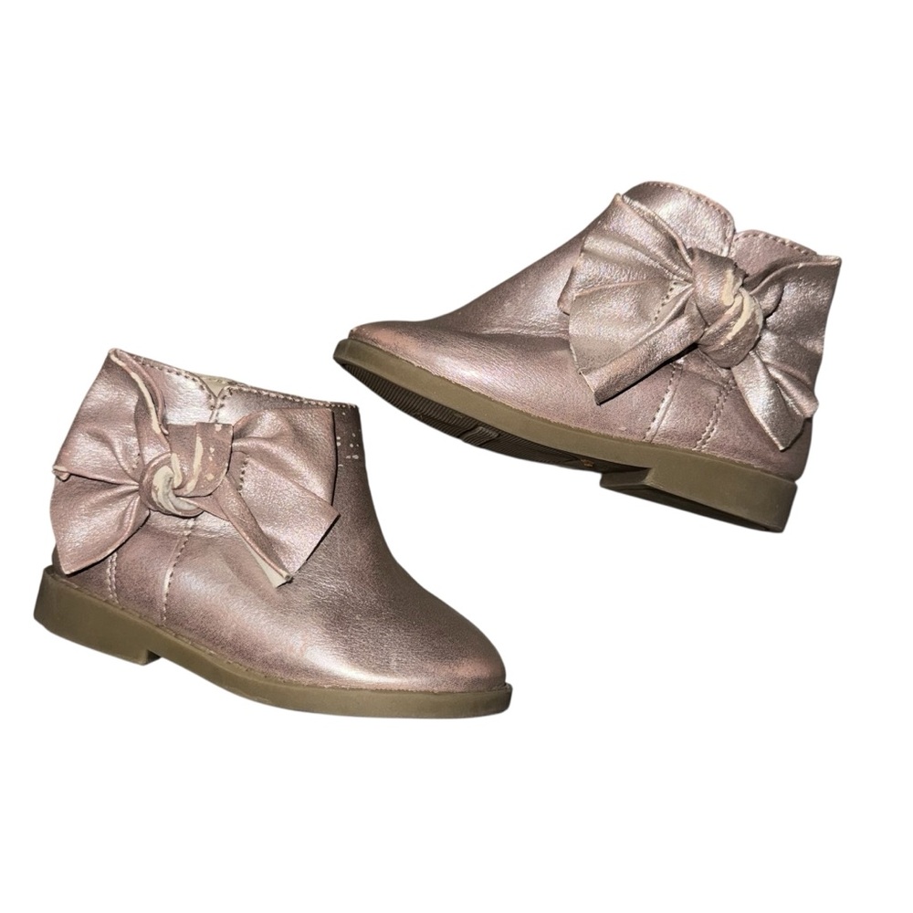 ☀️6/$20☀️ Garanimals Metallic Pink Kids Boots with Bow